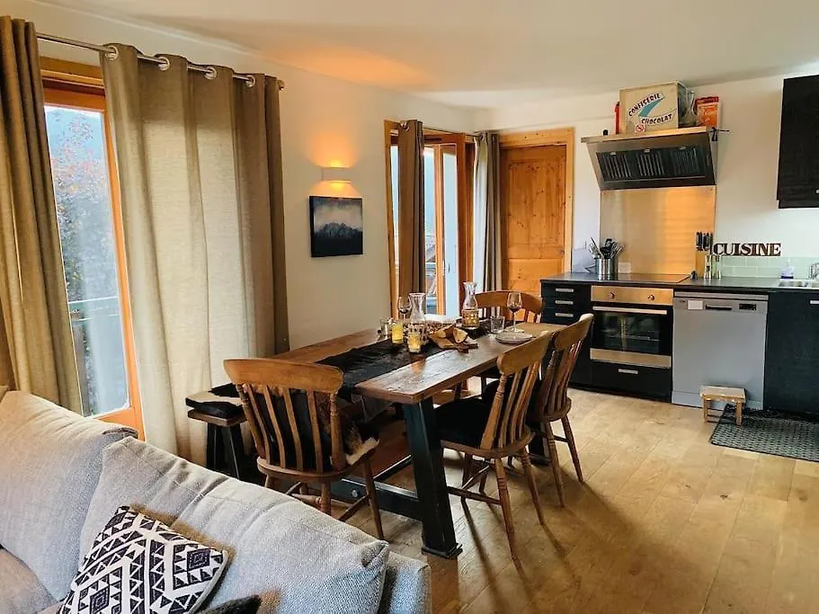 Apartment Morzine Apartment, Perfect Ski And Summer Base For 8 Montriond